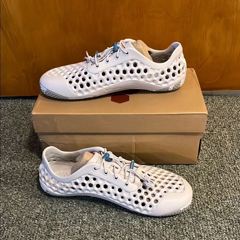 Vivo Barefoot Ultra Bloom III in Moonstone